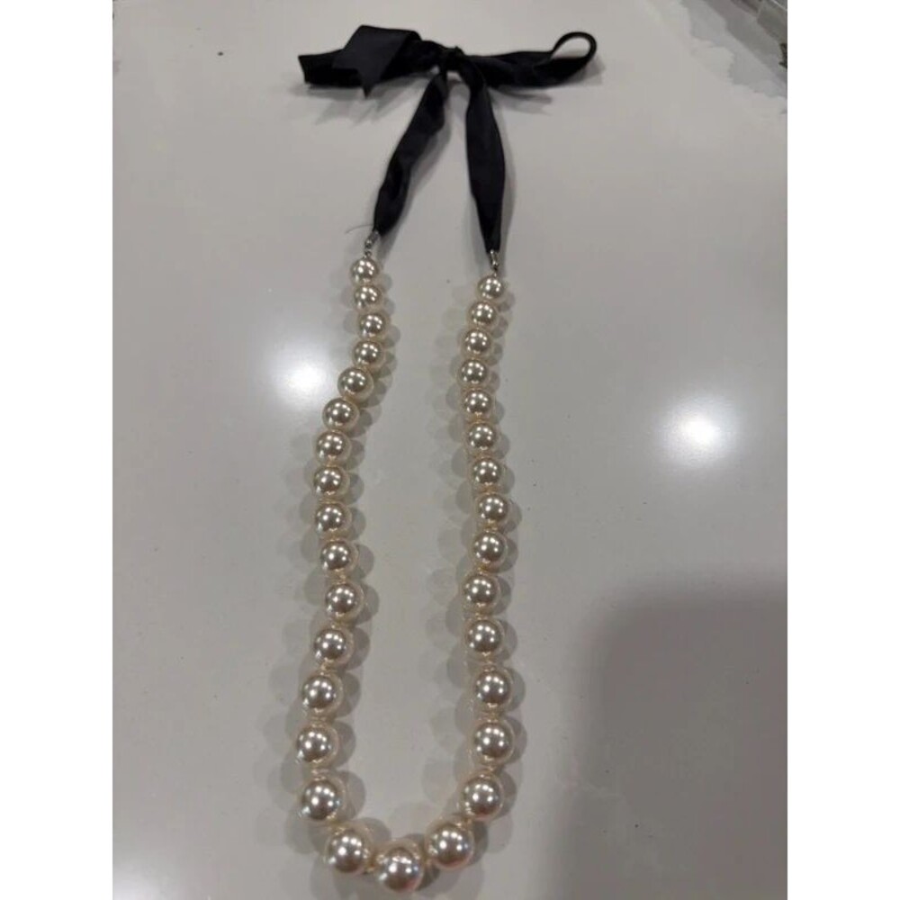 Vintage Style Pearl Black Ribbon Tie Necklace Party